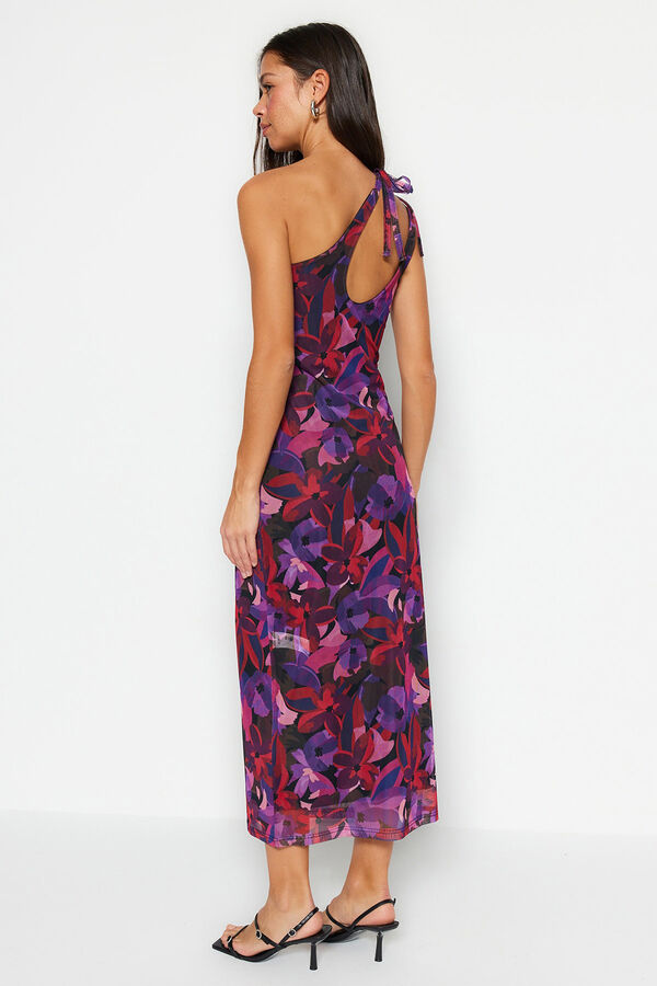 Trendyol Vestido midi justo cut out branco