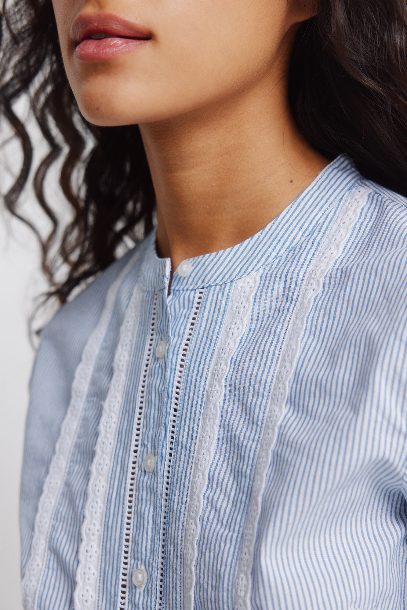 Springfield Camisa rom&acirc;ntica renda