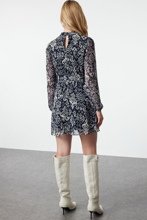 Trendyol Vestido curto de manga comprida azul