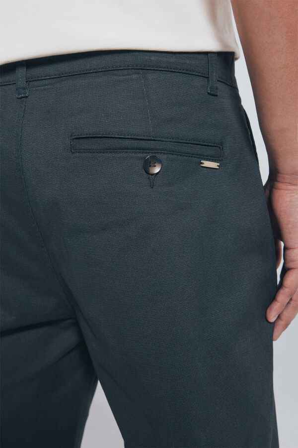 Springfield Calça calças chino slim fit com micro estampa Caqui escuro