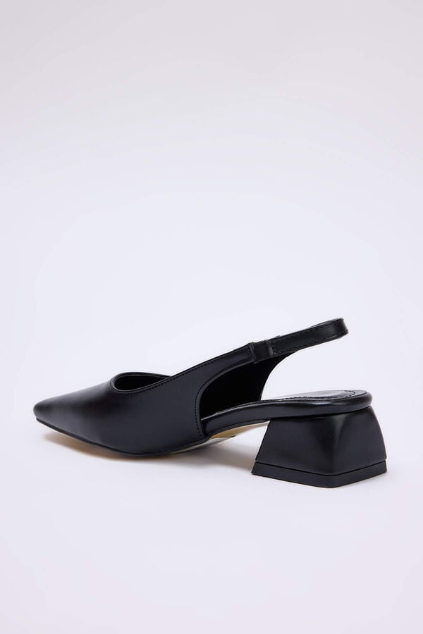 Trendyol Sapatos de salto sem calcanhar preto