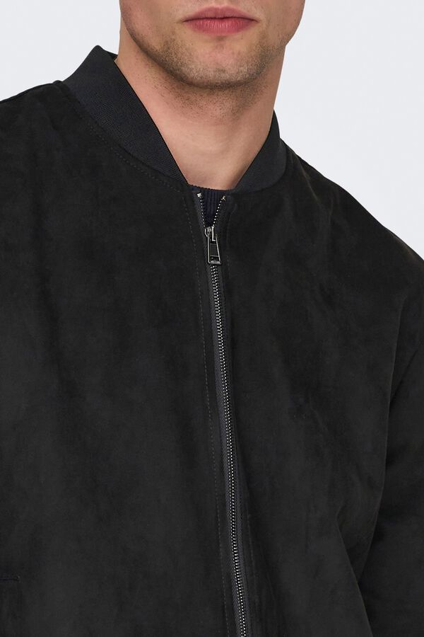 Only & Sons Blus&atilde;o estilo bomber em camur&ccedil;a preto