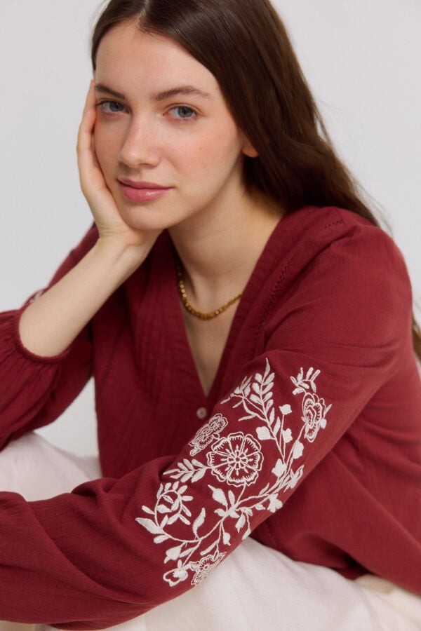 Springfield Blusa rom&acirc;ntica bordada vermelho