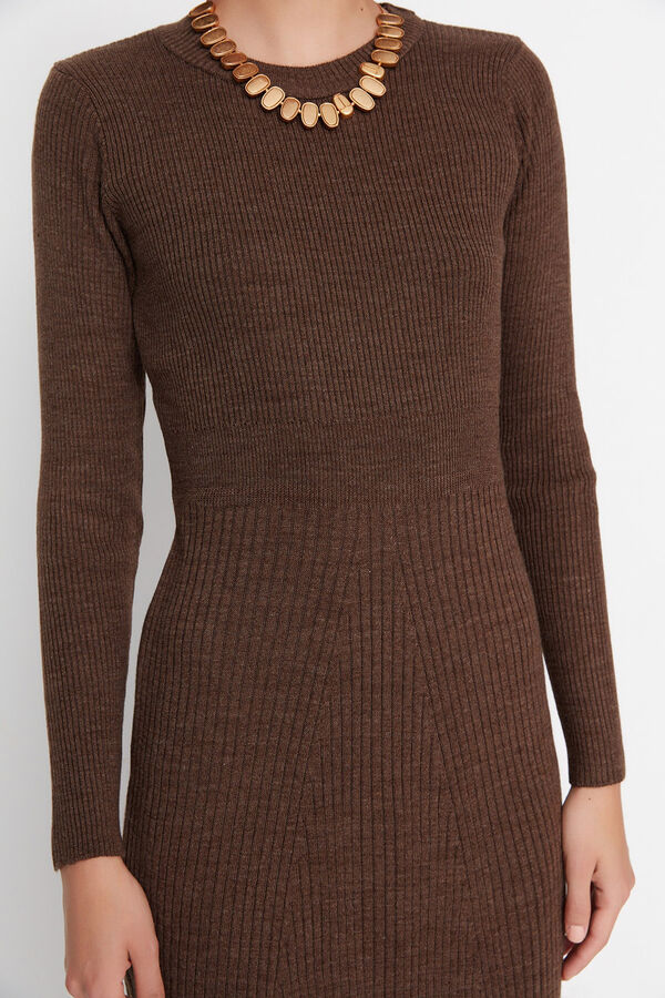 Trendyol Vestido midi de malha manga comprida ajustado cru