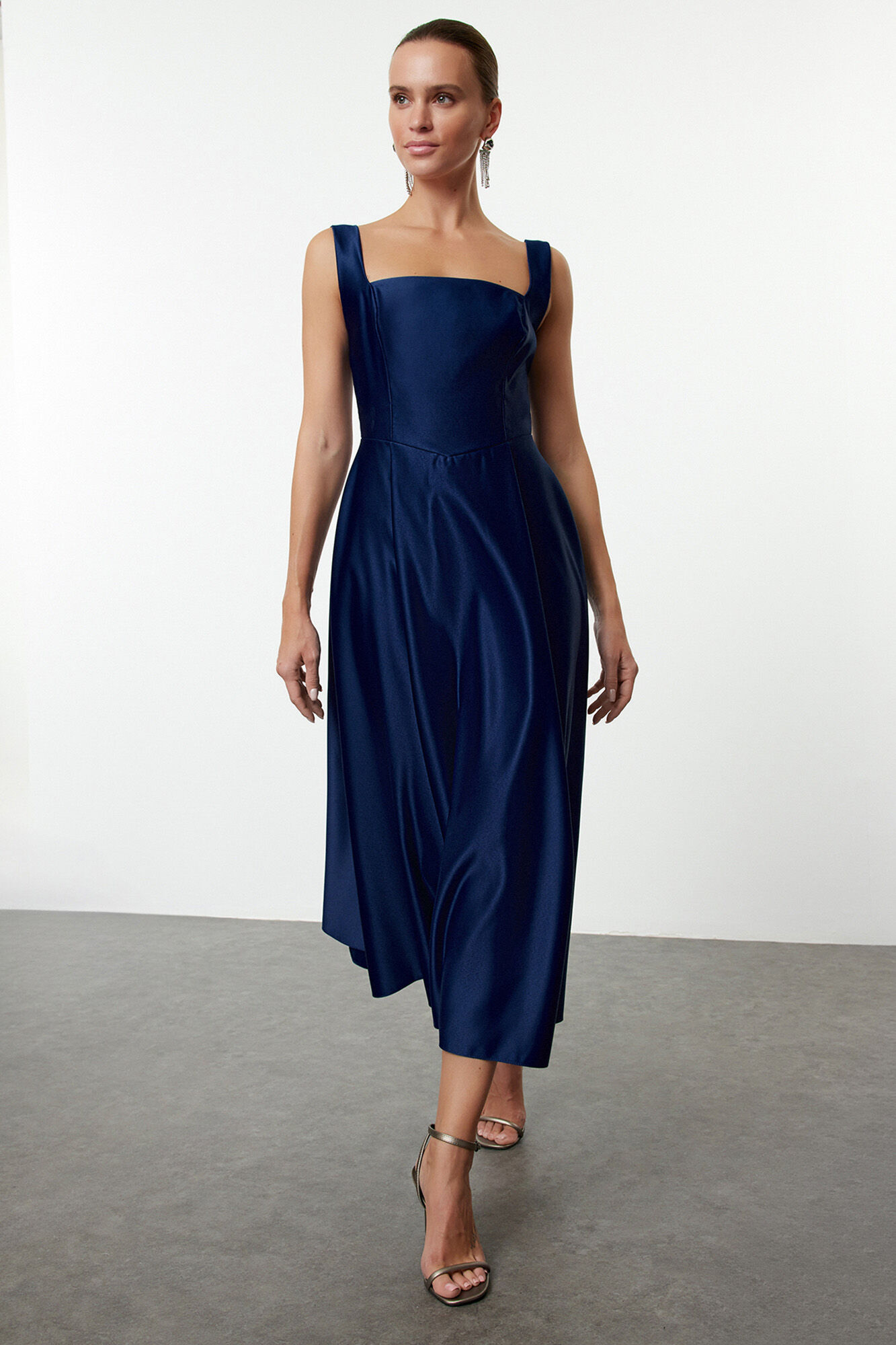 Trendyol Vestido de cetim