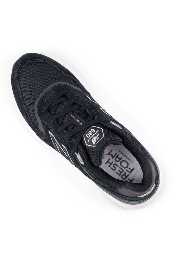 New Balance Zapatilla Casual FreshFoam Walking 880 v7 preto