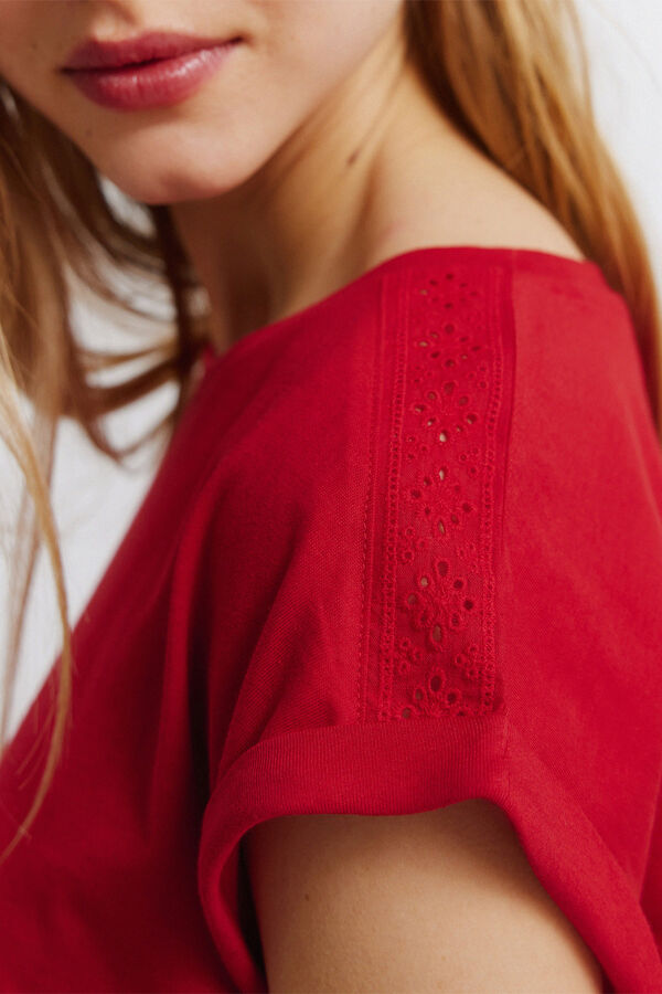 Springfield T-shirt detalhe em crochet no ombro vermelho