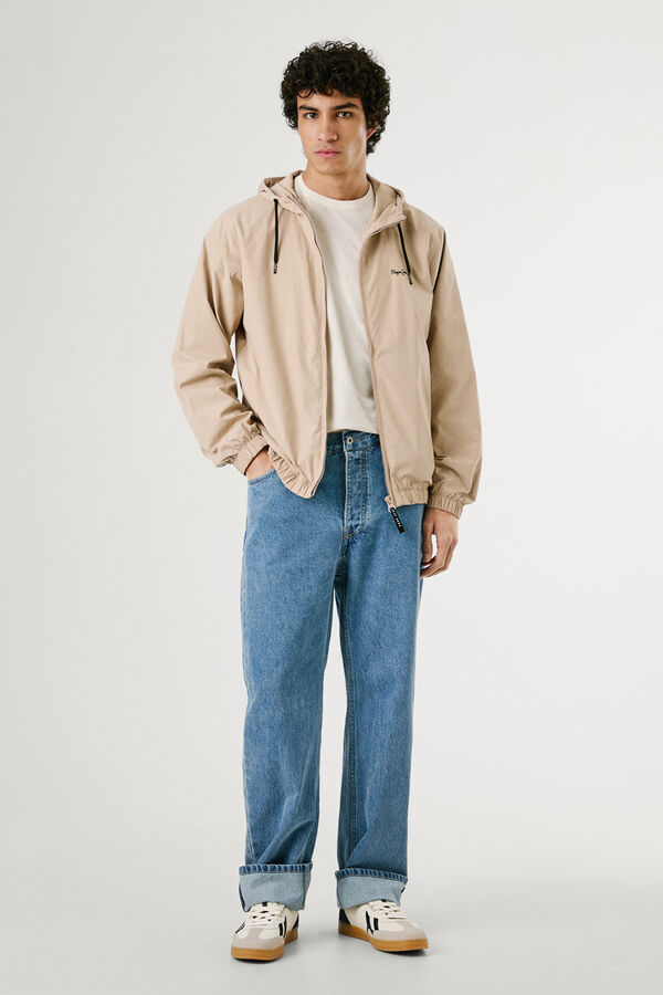 Pepe Jeans Blus&atilde;o corta-vento com logo no peito. bege