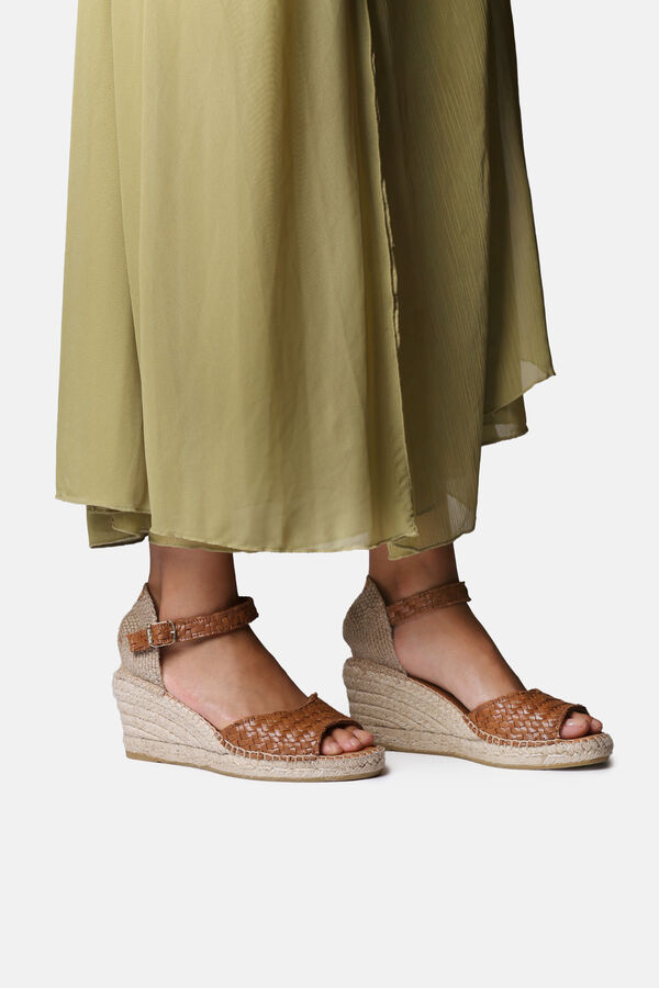 Toni Pons Alpercata de cunha em pele entran&ccedil;ada vison