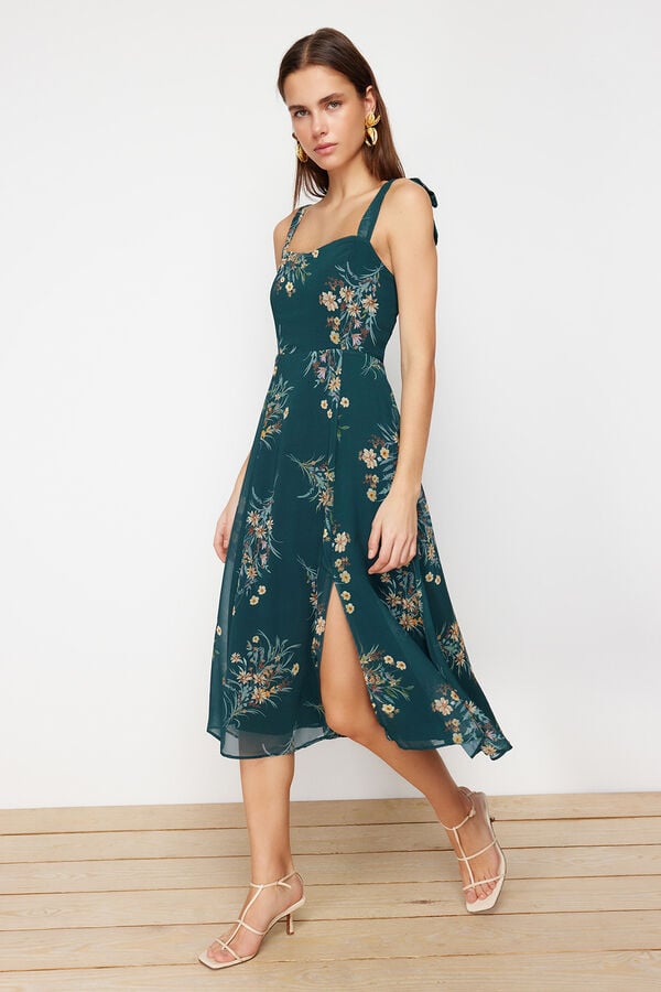 Trendyol Vestido midi de al&ccedil;as com la&ccedil;os verde