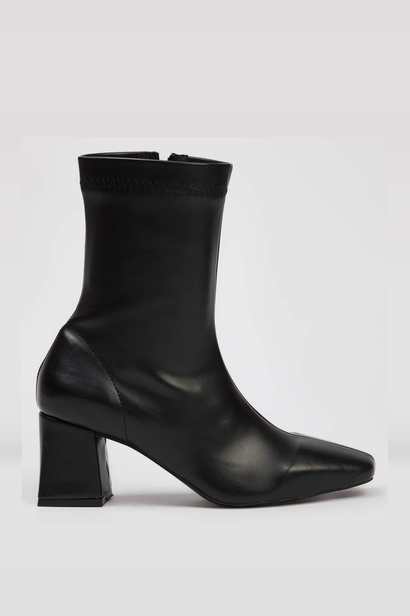 Trendyol Botines cl&aacute;sicos entallados