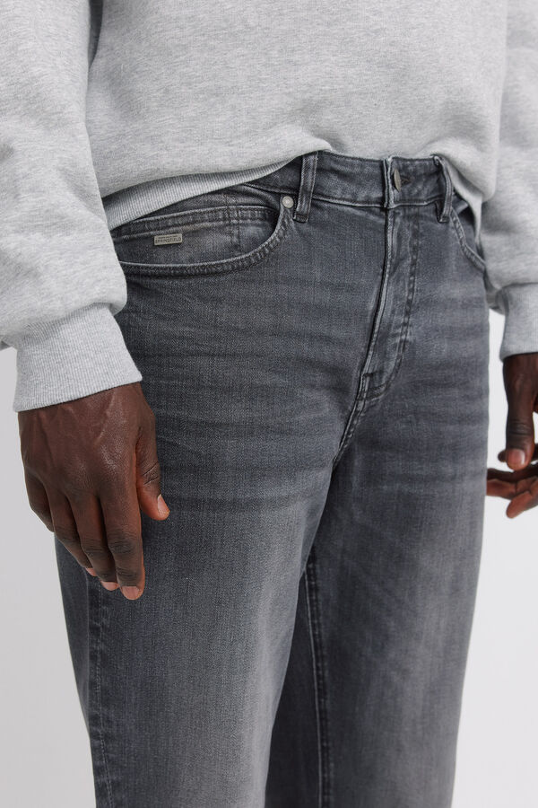 Springfield Jeans preto lavado slim fit cinzento