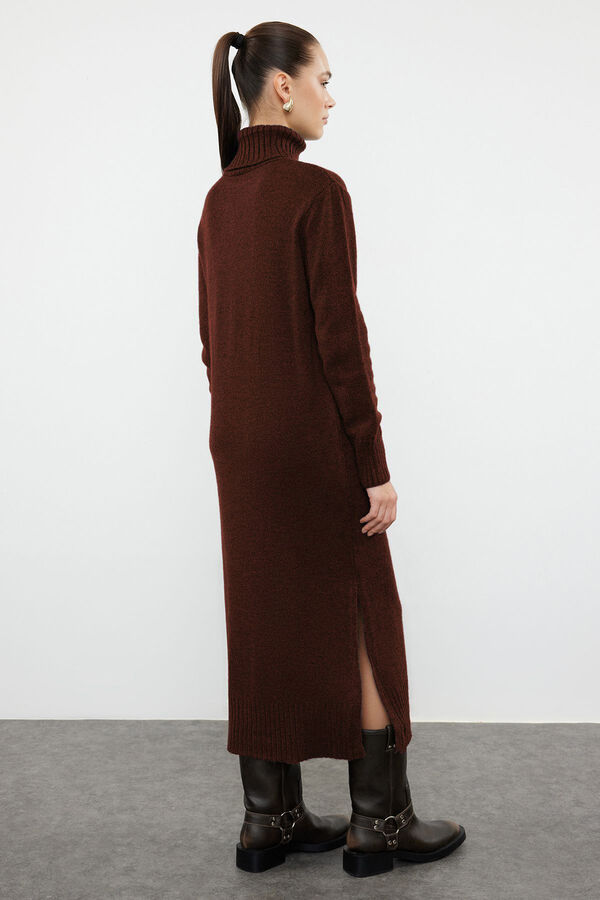 Trendyol Vestido midi gola alta com abertura cru