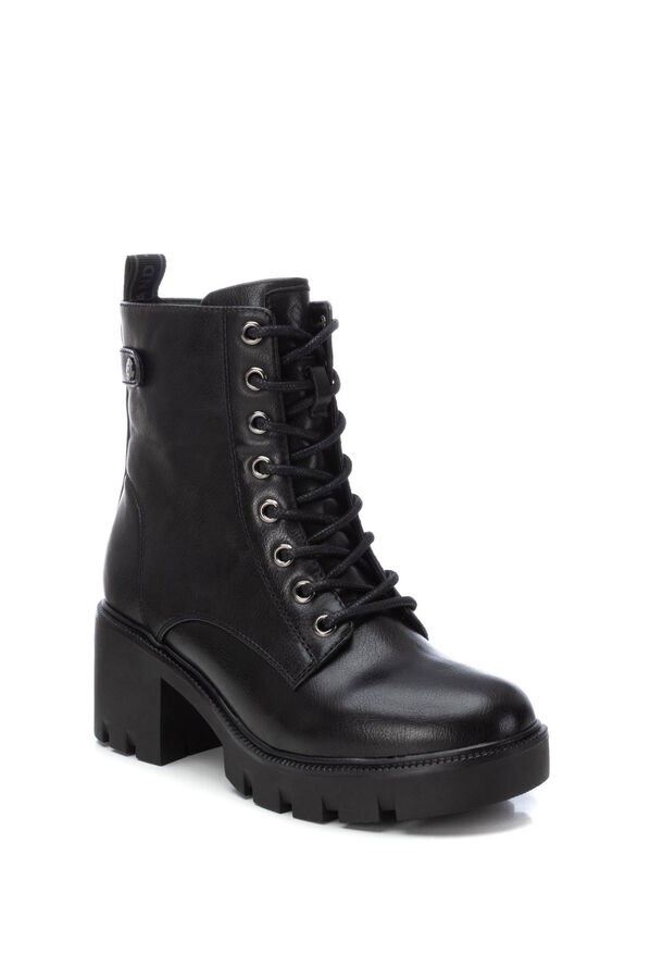 XTI Bota de amarrar preto