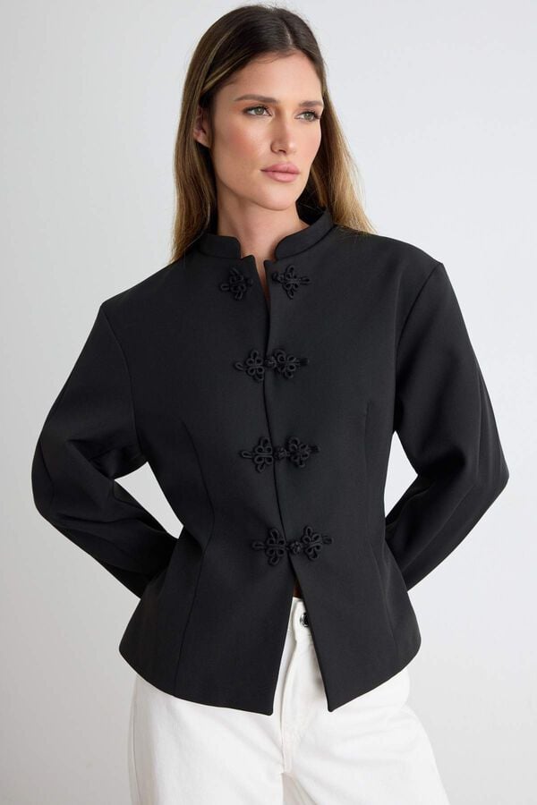 Trendyol Blazer curto com colchetes preto