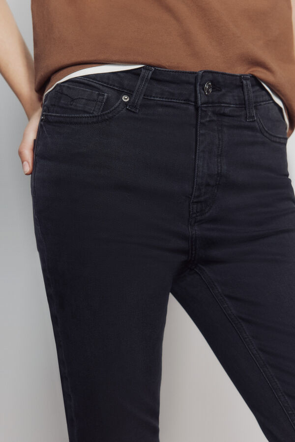 Springfield Cal&ccedil;as jeans slim cropped preto