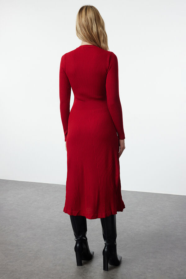 Trendyol Vestido midi de malha manga comprida ajustado vermelho