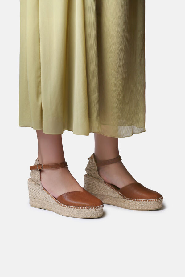 Toni Pons Alpercata em pele com cunha castanho