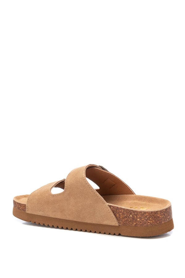 XTI Sand&aacute;lia em croute com fivelas cru