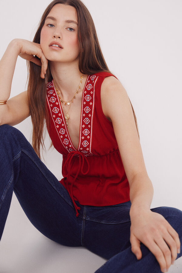 Springfield Blusa decote com borda étnica vermelho