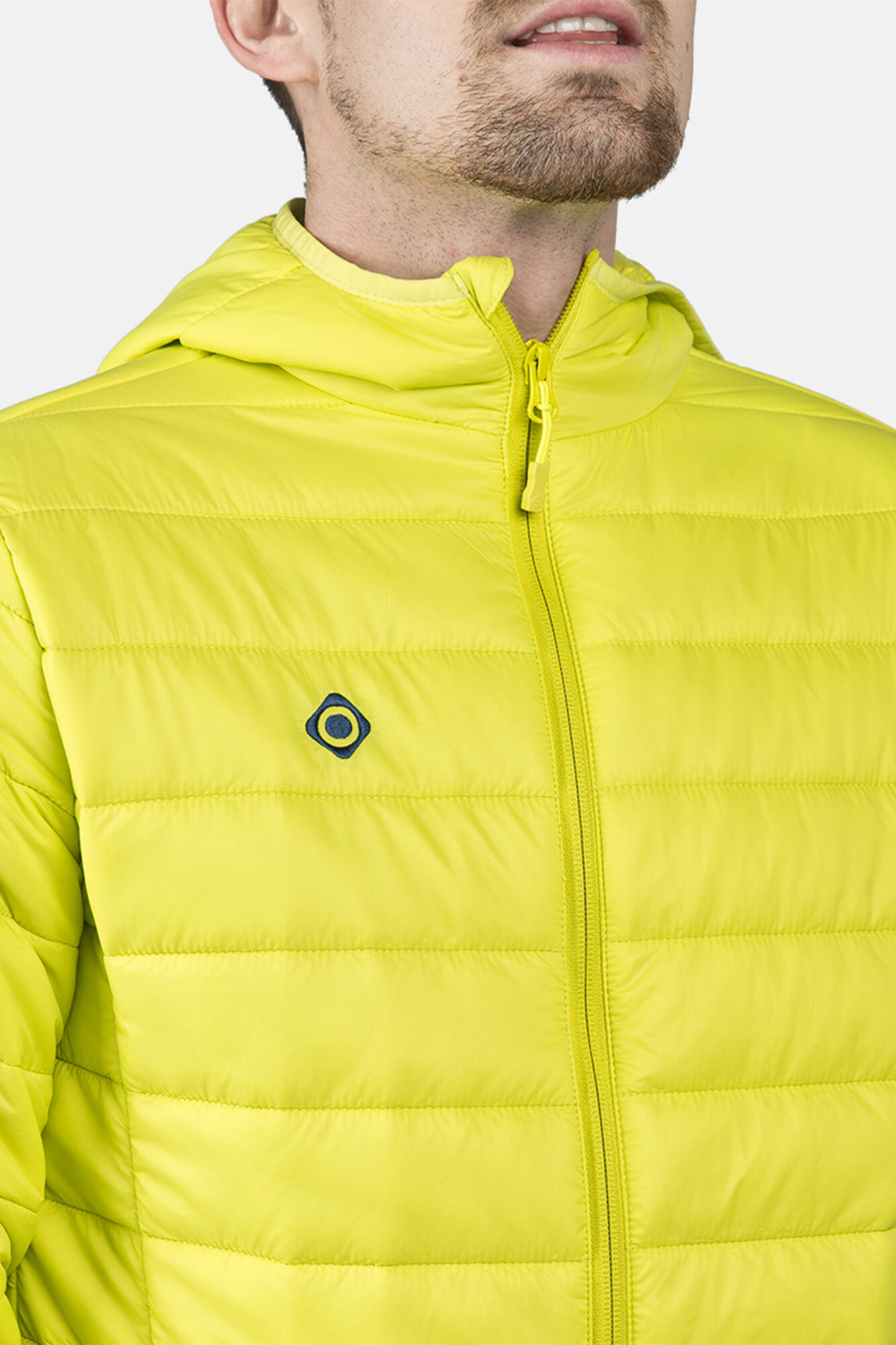Izas Chaqueta Ligera de Fibra con Capucha
