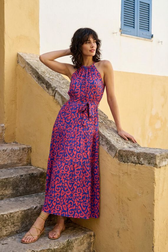 Vestido largo con escote halter
