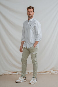 Celopman Pantal&oacute;n slim cargo con pinzas