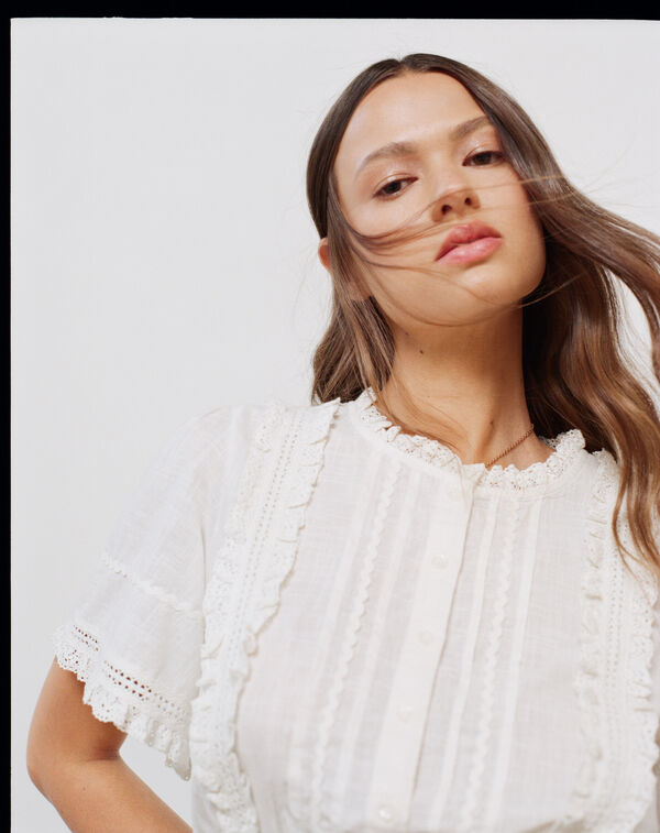 High Spirits Blusa "Breeze" beige