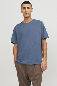 Jack & Jones Camiseta lisa com corte padr&atilde;o