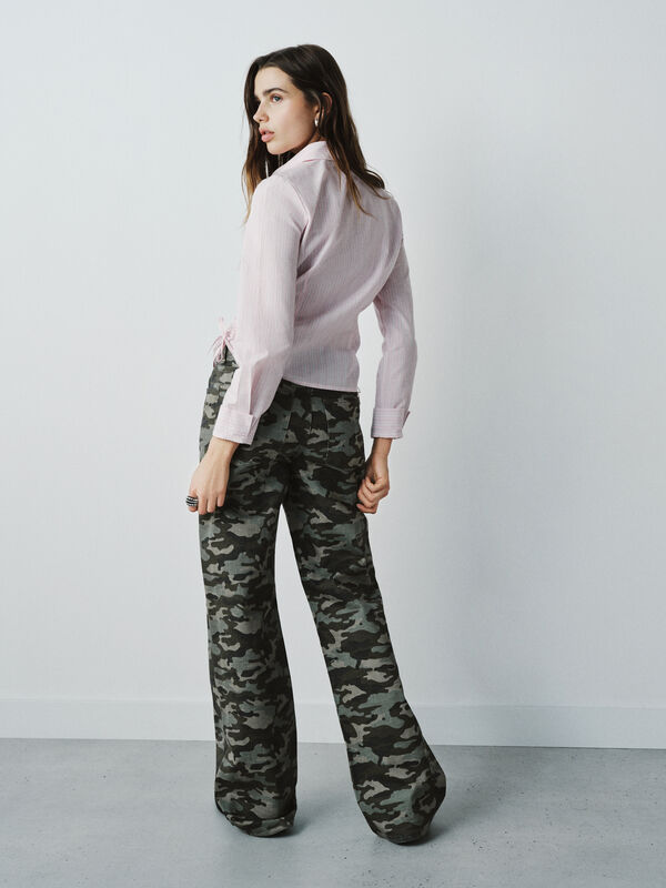 High Spirits Blusa P&eacute;tala rosa