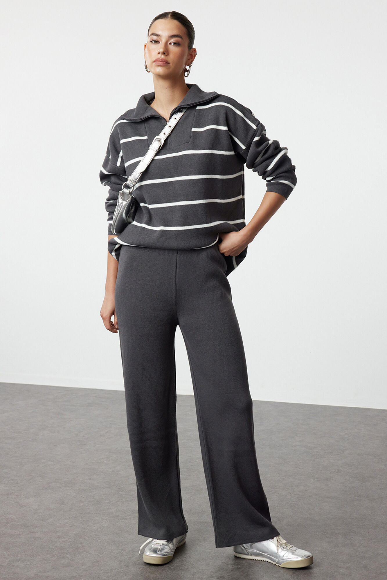 Trendyol Conjunto de camisola e cal&ccedil;a