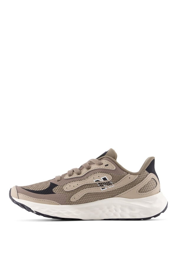 New Balance Cal&ccedil;ado desportivo Fresh Foam Arishi v4 TIRALUX bege