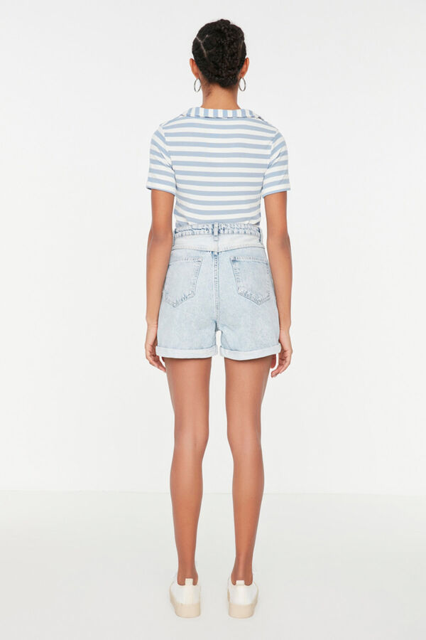Trendyol Bermudas estilo mom azul