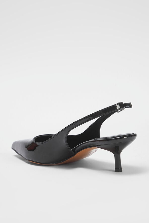Trendyol Sapatos destalonados com salto kitten preto