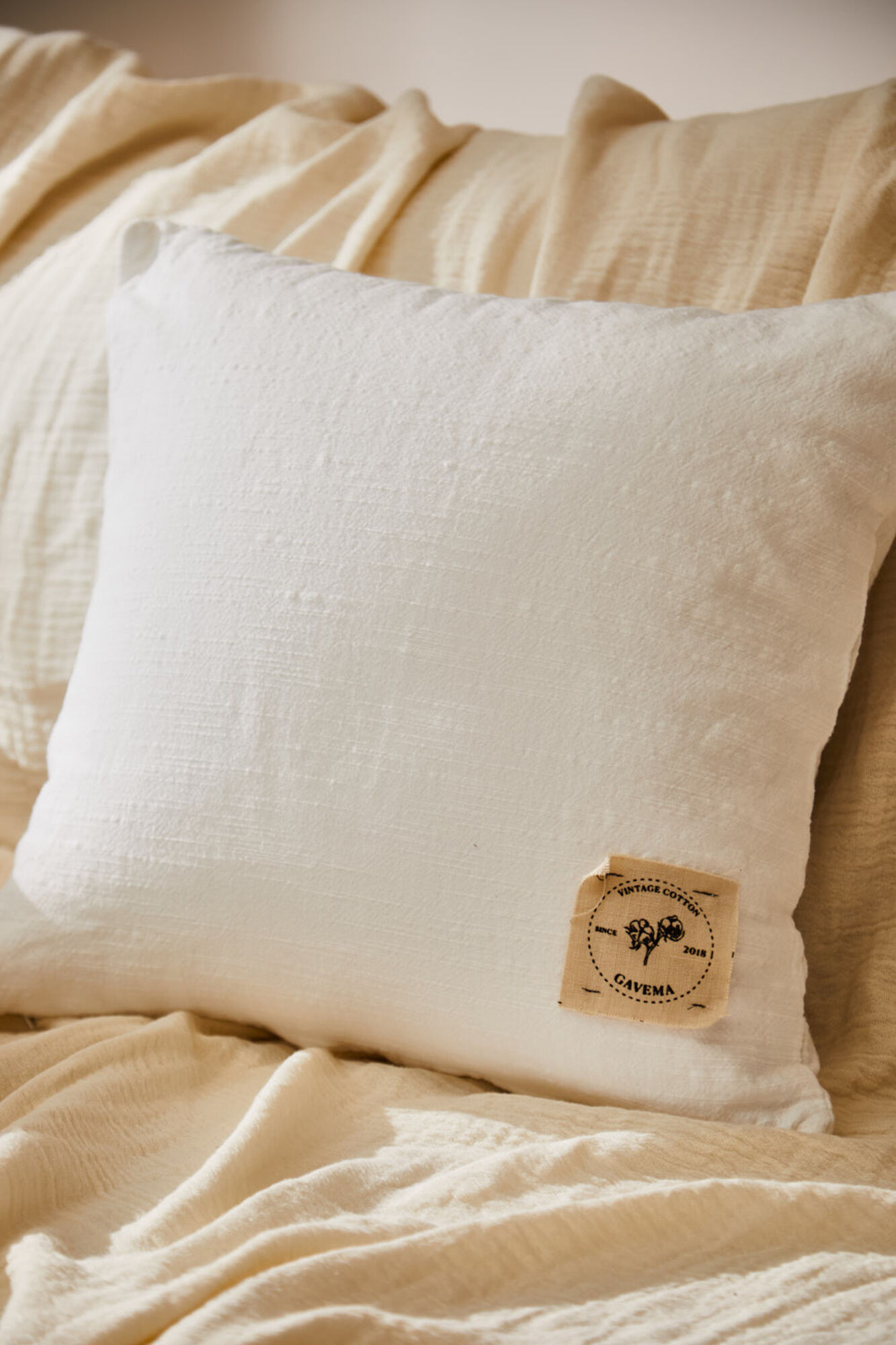 Calma House Funda de coj&iacute;n blanca Gavema