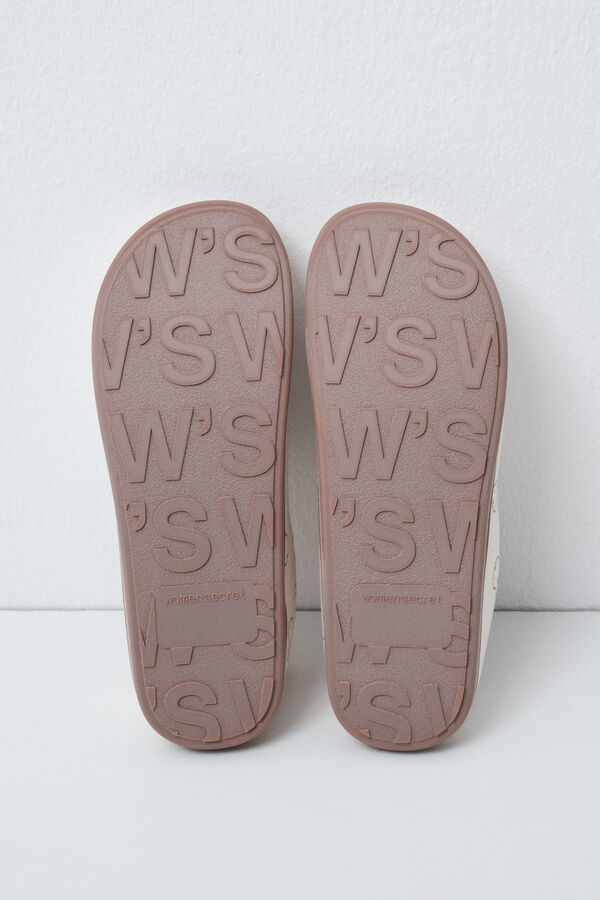 Women'secret Zapatillas casa cerradas Miffy marfil