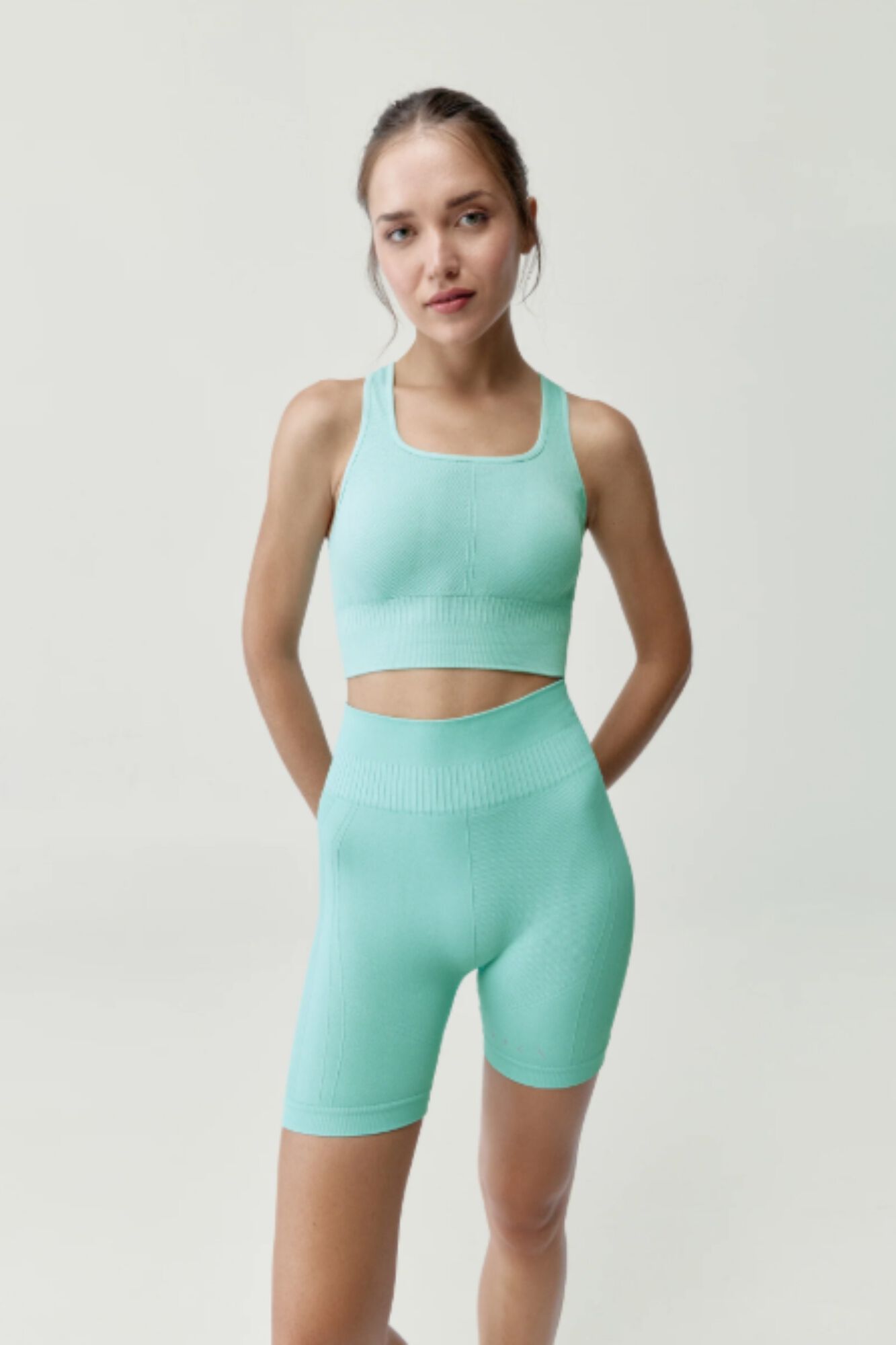 Born Living Yoga Cal&ccedil;&otilde;es desportivos Eris azul claro