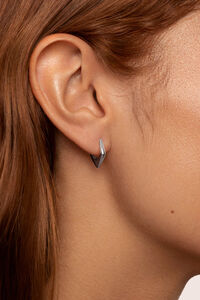 Singularu Loose Hoop Point Earring