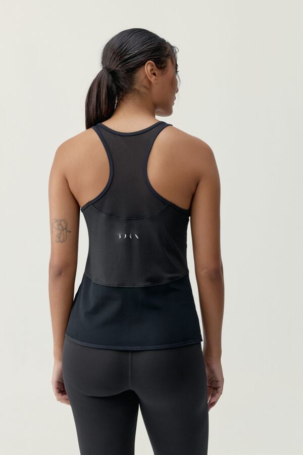 Born Living Yoga T-shirt Kiava preta preto