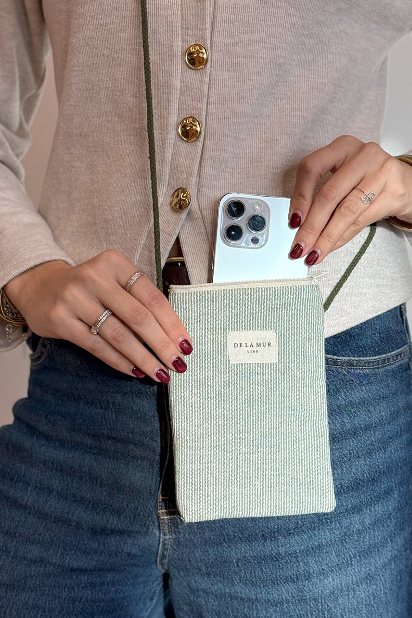 De La Mur Bolsinha Porta-Telem&oacute;vel Teo