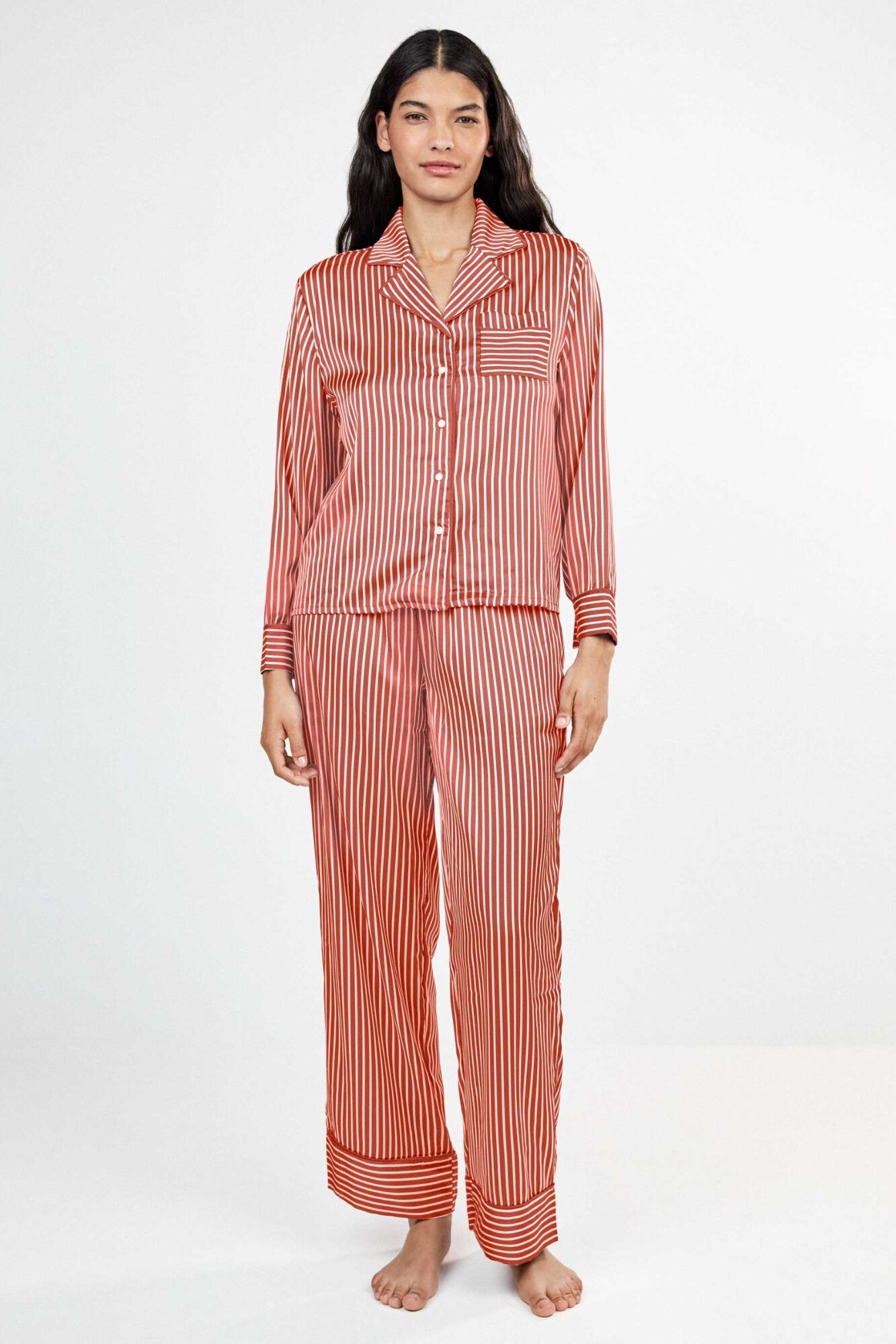 Gisela Pijama camisero de rayas satinado