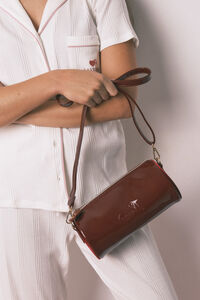 Women'secret Mala de ombro em couro envernizado cor de vinho