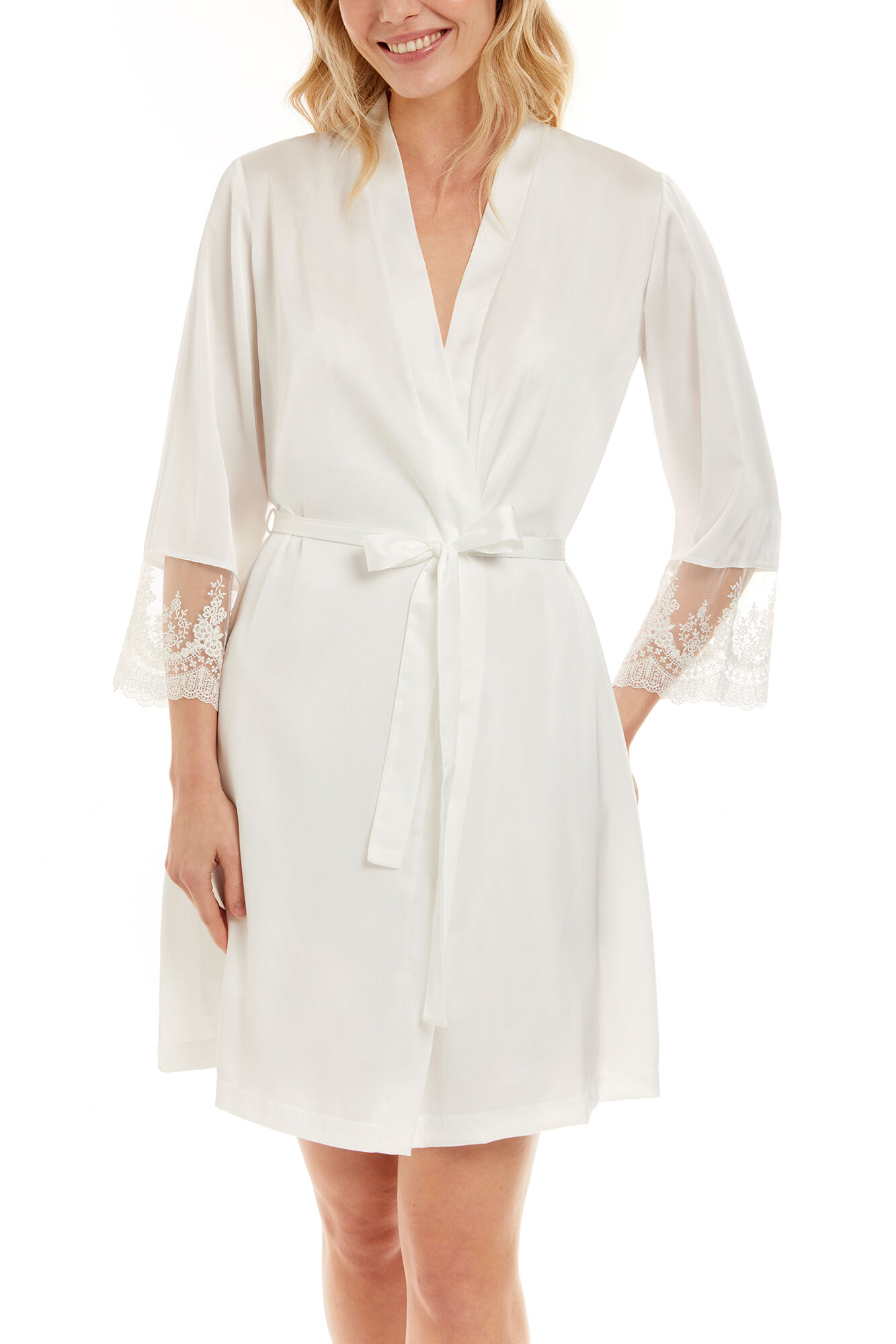 Ivette Bridal Robe curto em crepe essen