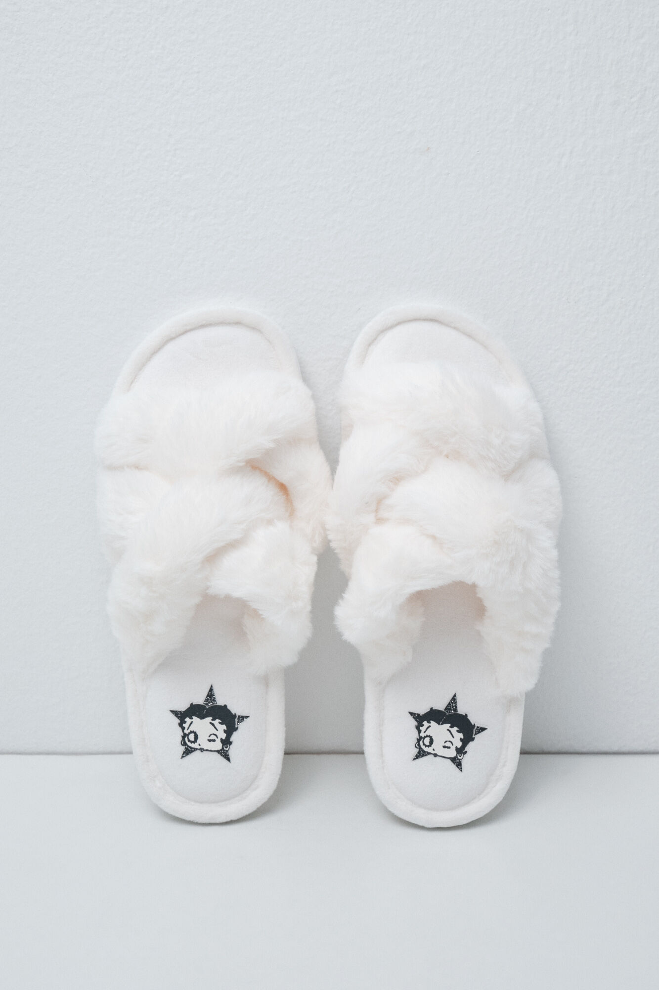 Women'secret Zapatillas casa peluche Betty Boop blanco