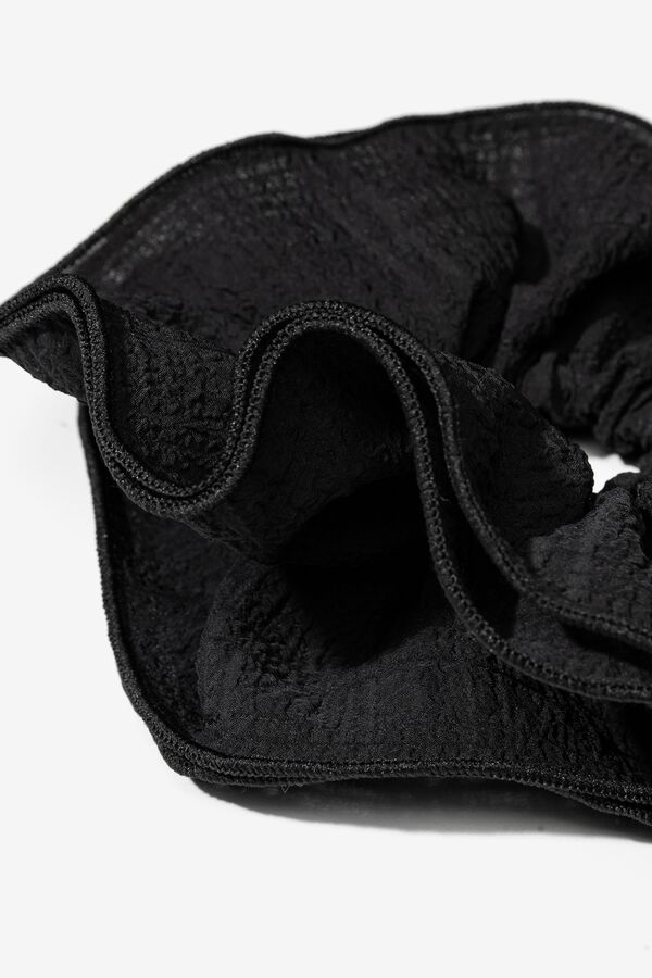 Vilanova Black minimalist oversized scrunchie black