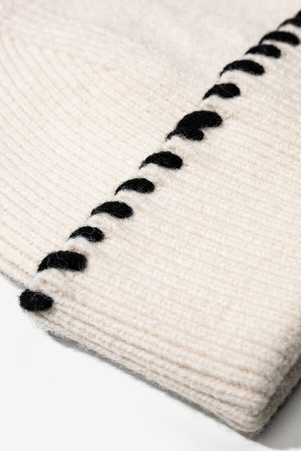 Vilanova Boné com Costura em Contraste bege