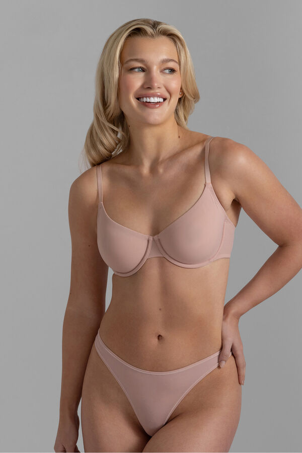 Dorina Tanga Noa rosa