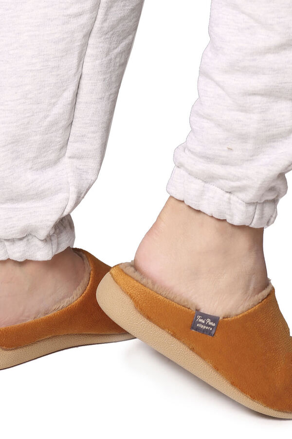 Toni Pons Women's Clog-Type Slipper brown