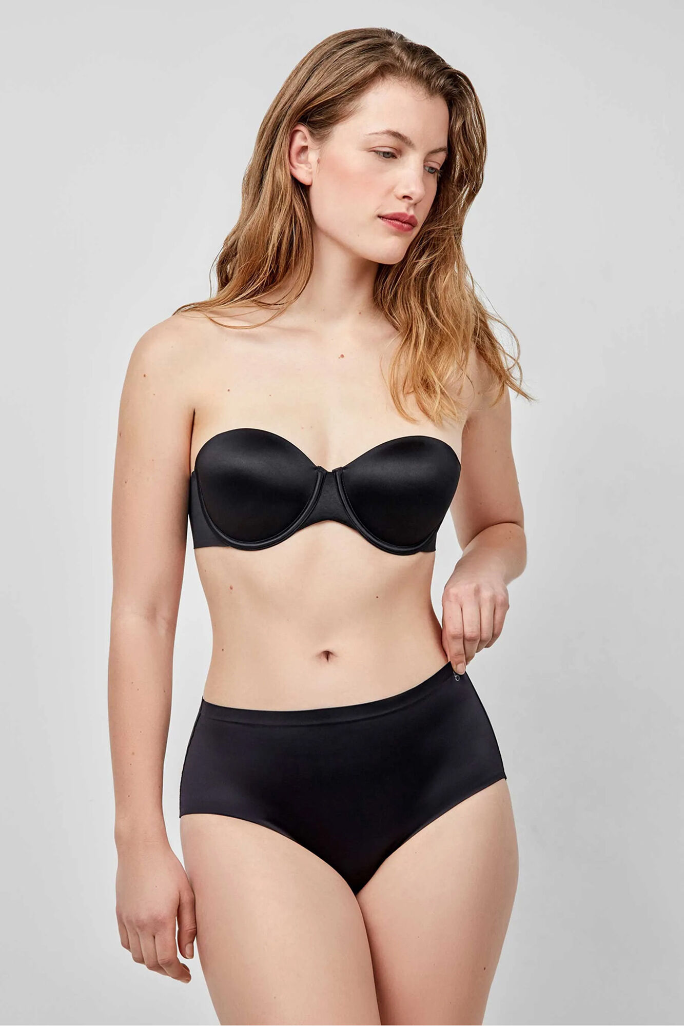 Gisela Cueca alta
