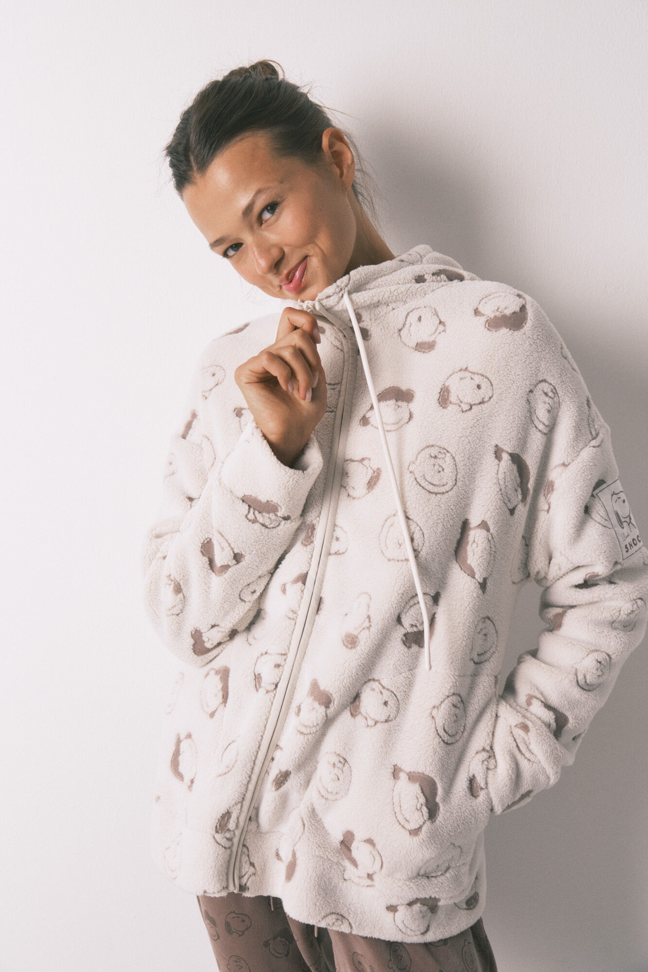 Women'secret Robe curta de pele de borrego branca do Snoopy